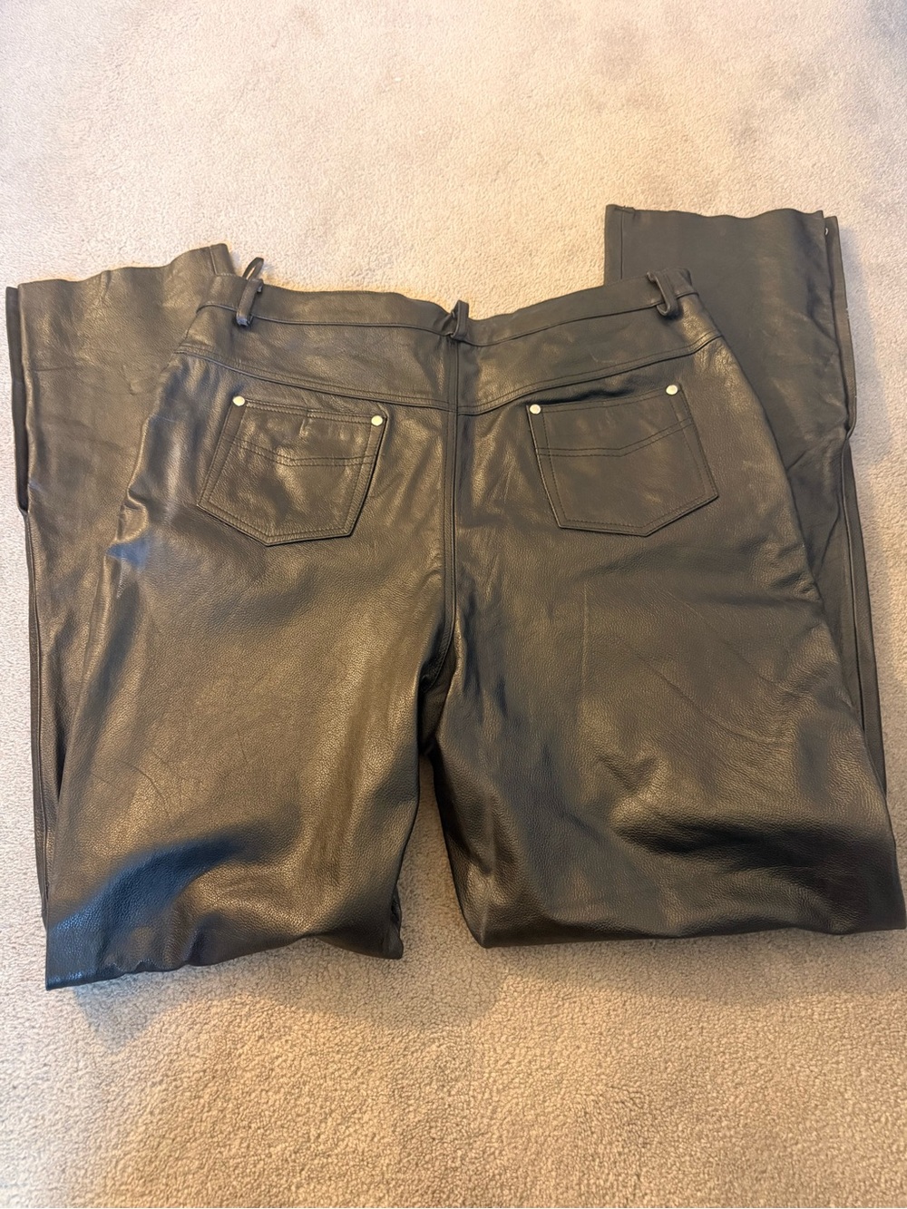 Men Pants Subcategory Identification - Picture 3 of 3